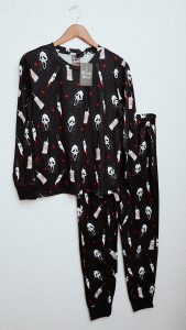 black scream/ghost face pajama set