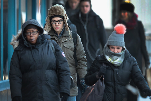 Frigid Arctic Blast Sends Chicago Temperatures Into Single Digits